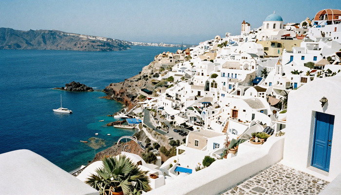 Greece, Mexico, Canada, Spain, Germany, Netherlands, Panama, and More Among the World's Most Hospitable Destinations in 2026 Traveller Review Awards