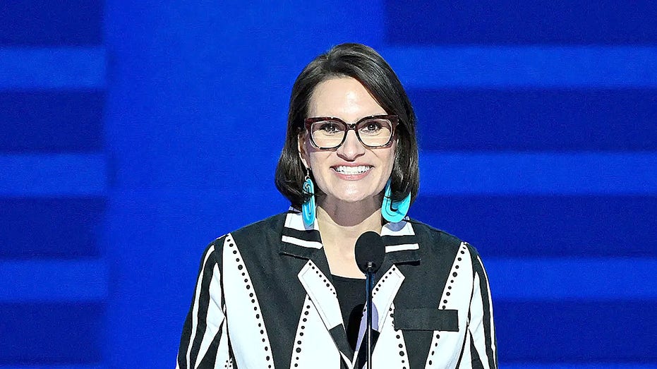 Minnesota Dem Senate candidate faces call from opponent to apologize over viral 'pandering' hijab video