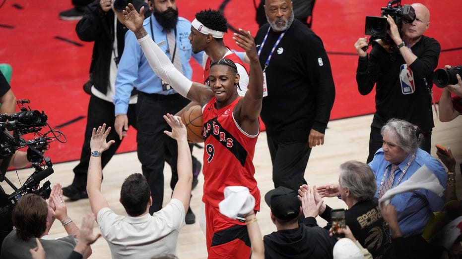 Raptors star RJ Barrett nails season-saving 3-pointer to force Game 7 against Cavaliers