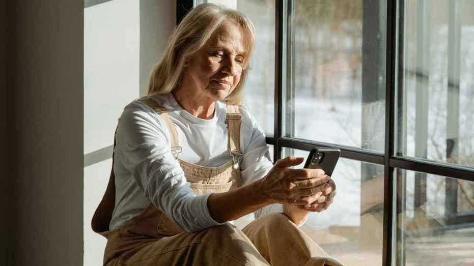 Remove your data to protect your retirement from scammers