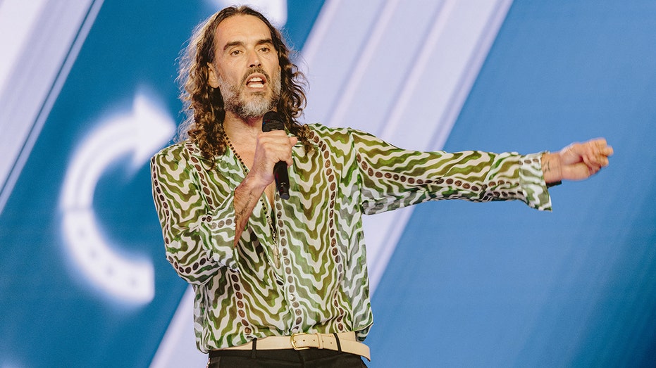 Russell Brand's 'awkward' Bible moment goes viral, sparks online mockery, support