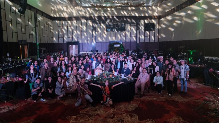Sarawak, Peninsular Malaysia, Brunei, Indonesia, Taiwan, and France Media Professionals Celebrate Global Partnerships at Sarawak Tourism Board's Exclusive Media Night 2024