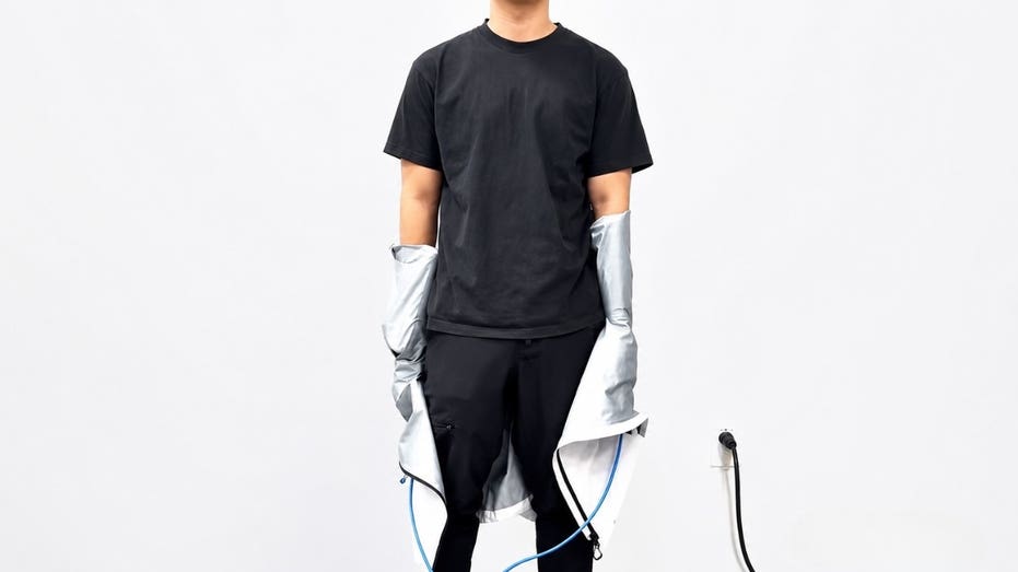 Self-dressing clothes could help older adults